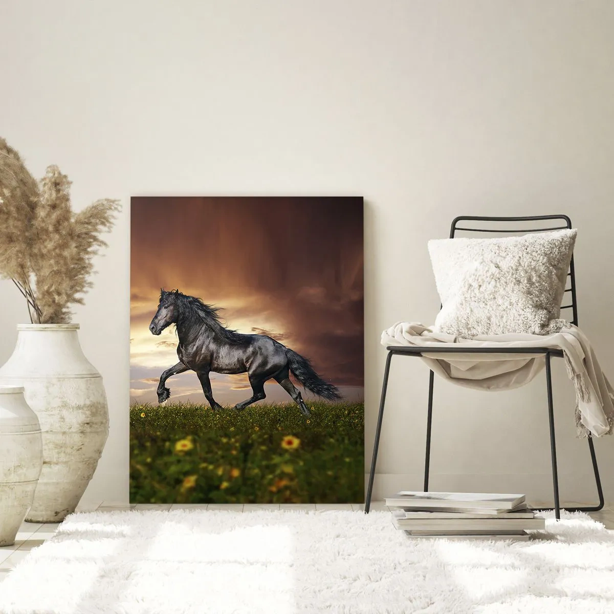 Quadro su vetro - Un cavallo nero che galoppa contro il sole al tramonto - 70x100cm - Il principe nero - Decorazione murale moderna per soggiorno e camera da letto ARTTOR