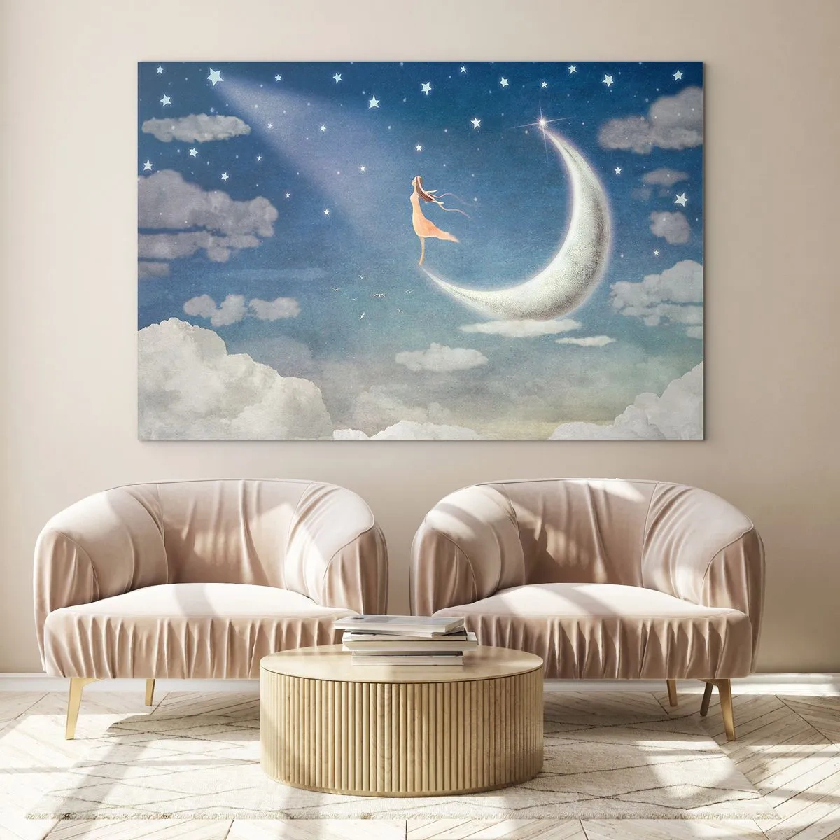 Quadro su vetro - Una donna con un abito svolazzante in piedi sulla luna in un cielo stellato. - 70x50cm - Seduttrice celeste - Decorazione murale moderna per soggiorno e camera da letto ARTTOR