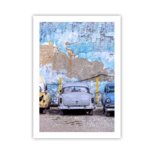 Poster - Vecchie auto contro un muro blu consumato - 50x70cm - L'incontro dei veterani - Decorazione murale moderna per soggiorno e camera da letto ARTTOR