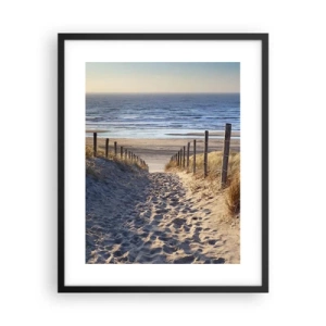 Poster in cornice nera - Rumore del mare, uccelli che cantano, spiaggia selvatica tra i cespugli... - 40x50 cm