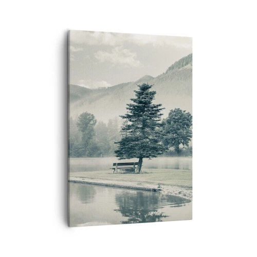 Quadro su tela - Stampe su Tela - Un pittoresco lago con una panchina e la nebbia sullo sfondo - 50x70cm - Il lago dorme ancora - Decorazione murale moderna per soggiorno e camera da letto ARTTOR