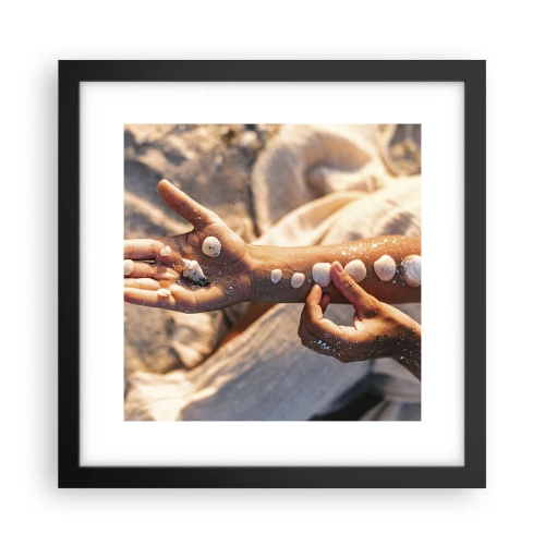 Poster in cornice nera - La bellezza a portata di mano - 30x30 cm