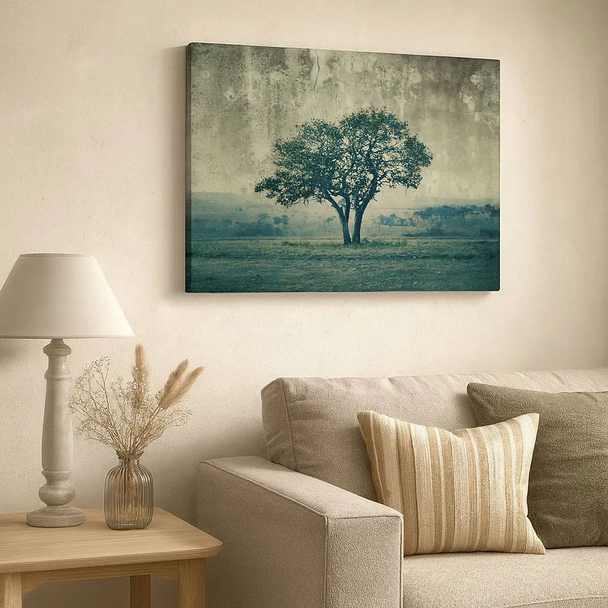 Quadro su tela - Stampe su Tela - Un albero solitario contro un paesaggio nebbioso - 70x50cm - Un melo su un prato blu? - Decorazione murale moderna per soggiorno e camera da letto ARTTOR