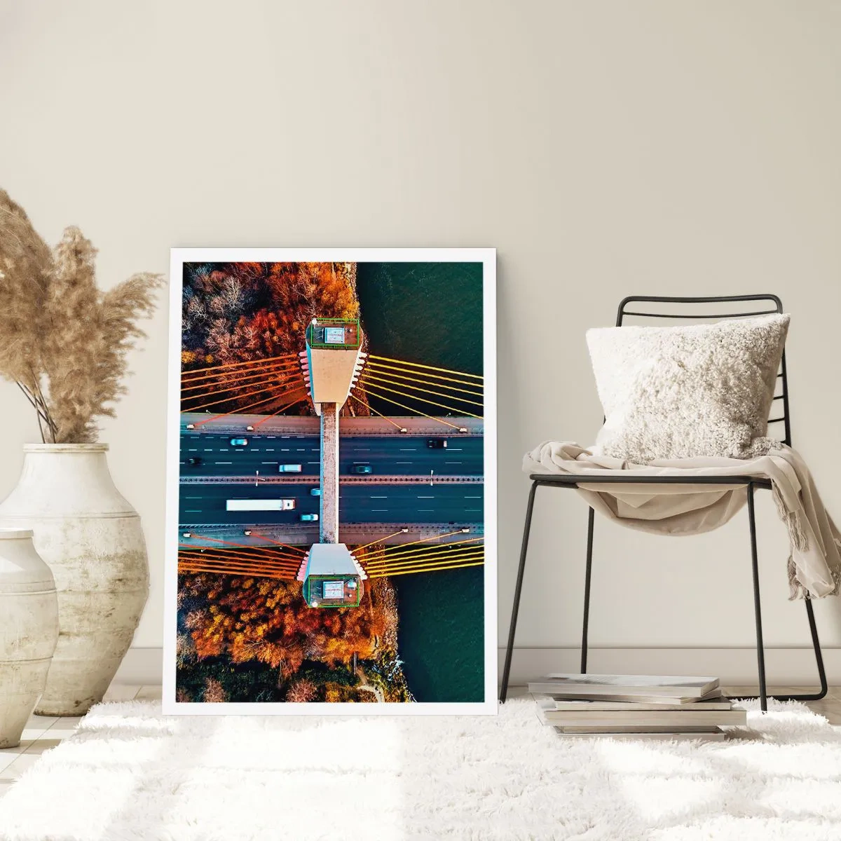 Poster - Vista dall'alto di un ponte moderno con auto e corde gialle - 50x70cm - Oltre il fiume, oltre il bosco - Decorazione murale moderna per soggiorno e camera da letto ARTTOR