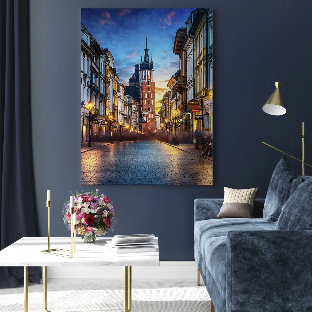 Quadro su vetro - Strada serale con vista sulla Cattedrale di Cracovia - 80x120cm - La magia di Cracovia - Decorazione murale moderna per soggiorno e camera da letto ARTTOR