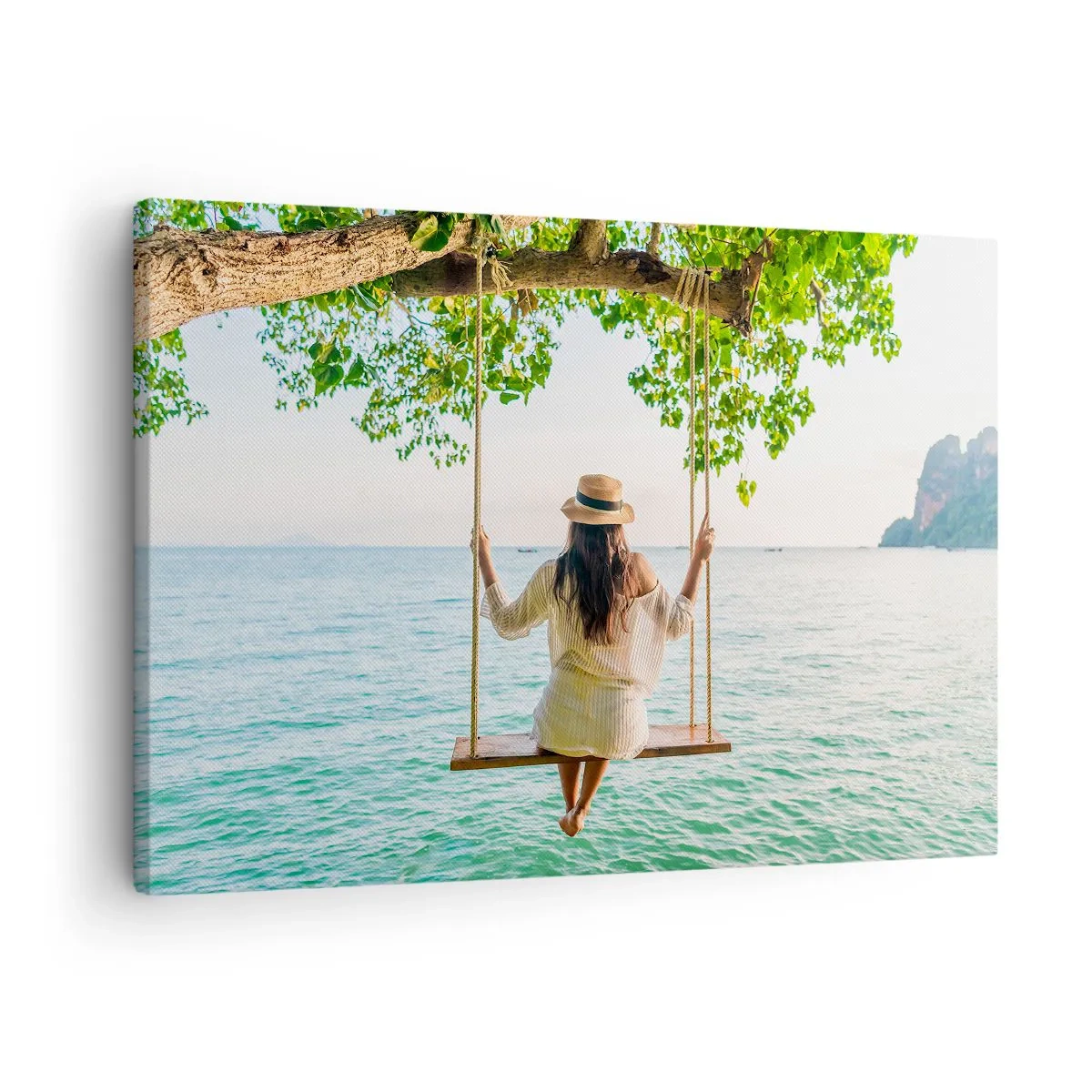 Quadro su tela - Stampe su Tela - Donna su un'altalena in riva al mare in un paesaggio tropicale - 70x50cm - La vita è bella - Decorazione murale moderna per soggiorno e camera da letto ARTTOR