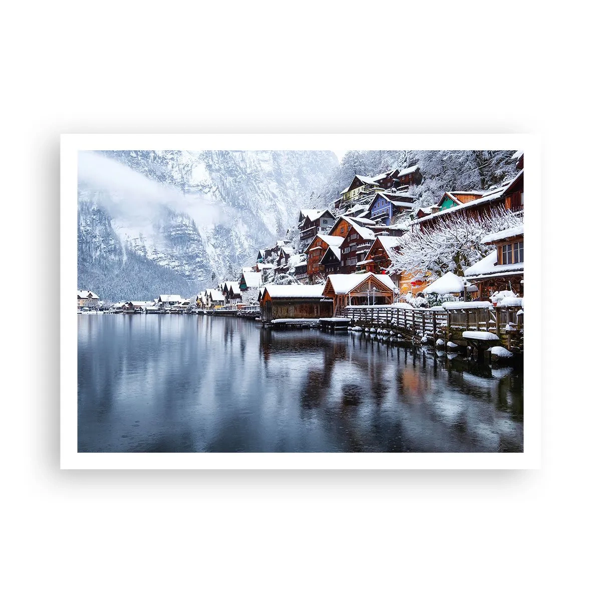 Poster - Vista invernale di un villaggio di montagna in riva al lago - 100x70cm - Decorazione invernale - Decorazione murale moderna per soggiorno e camera da letto ARTTOR