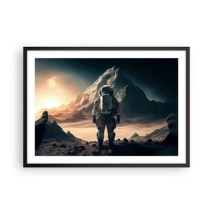 Poster in cornice nera - Astronauta sullo sfondo di maestose montagne - 70x50cm - Nuova sfida - Decorazione murale moderna per soggiorno e camera da letto ARTTOR