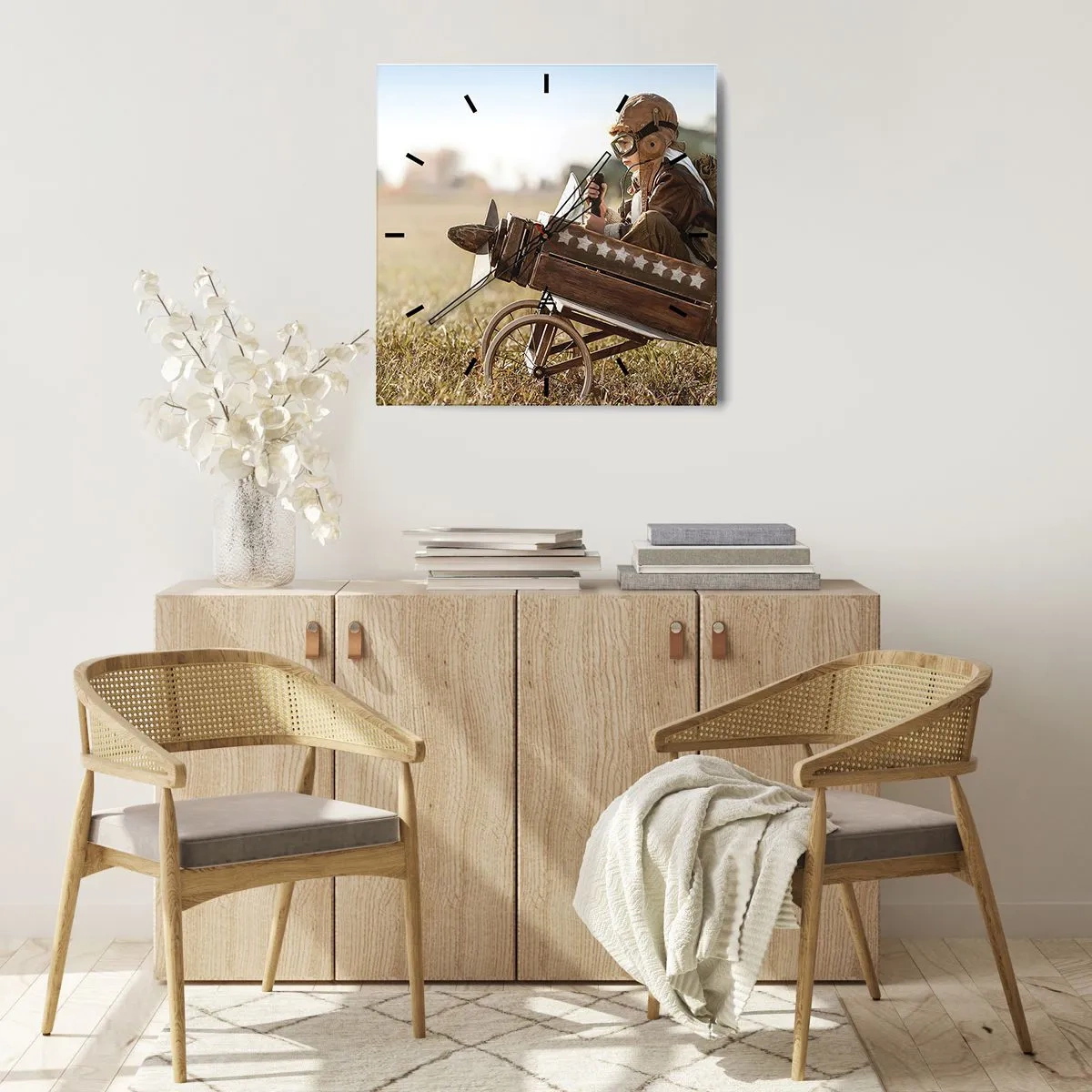 Orologio da parete - Orologio in Vetro - Un bambino su un aeroplanino giocattolo con un campo sullo sfondo - 30x30cm - Decollo verso i sogni - Decorazione murale moderna per soggiorno e camera da letto ARTTOR