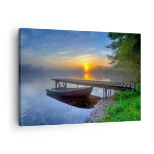 Quadro su tela - Stampe su Tela - Un molo sul lago all'alba con una barca sulla riva - 70x50cm - Come la normalità diventa magica - Decorazione murale moderna per soggiorno e camera da letto ARTTOR