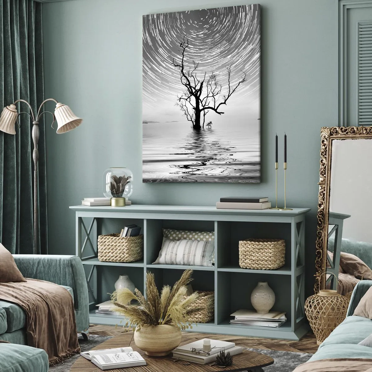 Quadro su tela - Stampe su Tela - Un albero nell'acqua sotto un cielo notturno con stelle in movimento - 80x120cm - Sinfonia della natura - Decorazione murale moderna per soggiorno e camera da letto ARTTOR