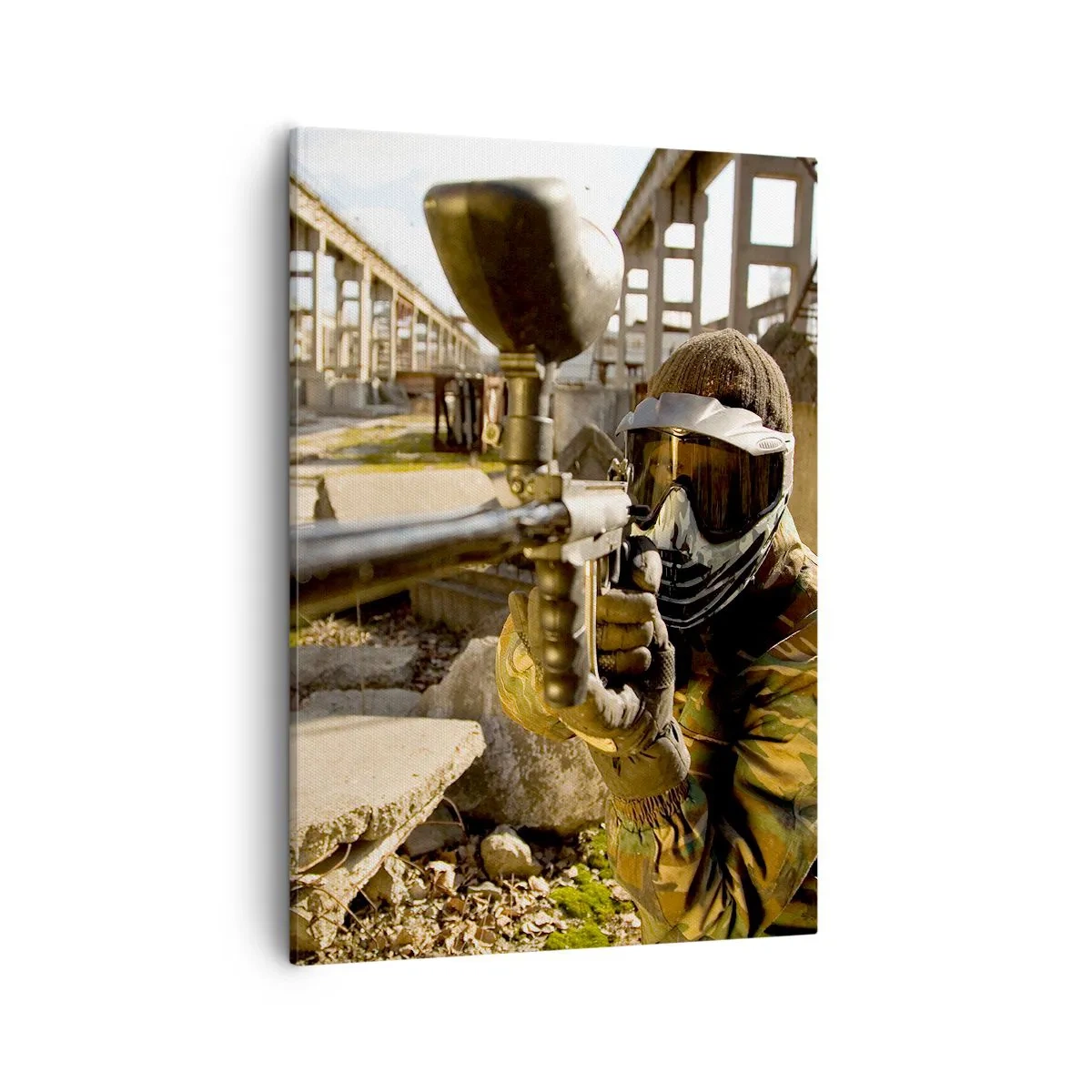 Quadro su tela - Stampe su Tela - Un giocatore di paintball in tenuta mimetica che mira a un marcatore - 50x70cm - Anche tu puoi essere un eroe - Decorazione murale moderna per soggiorno e camera da letto ARTTOR