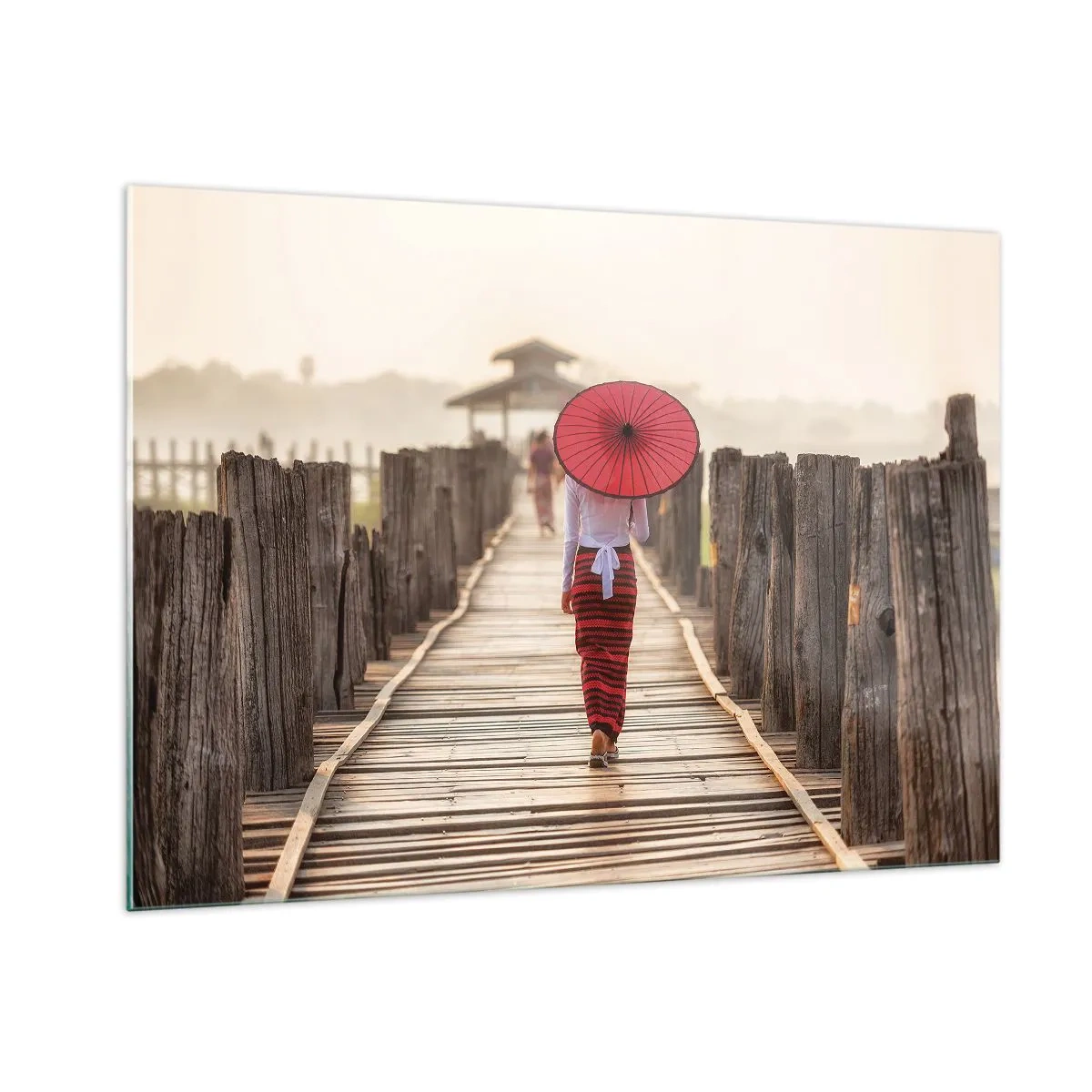 Quadro su vetro - Una donna con un ombrello rosso su un ponte di legno - 100x70cm - Sul vecchio ponte - Decorazione murale moderna per soggiorno e camera da letto ARTTOR