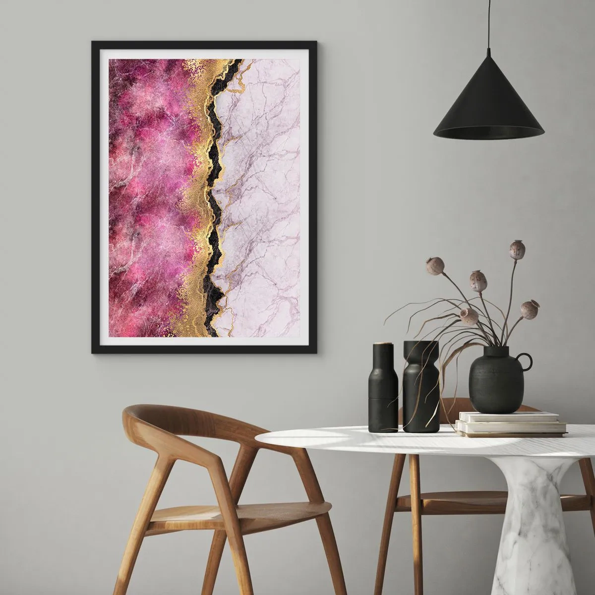 Poster in cornice nera - Astrazione con motivo marmoreo e accenti dorati - 50x70cm - Sul confine - Decorazione murale moderna per soggiorno e camera da letto ARTTOR