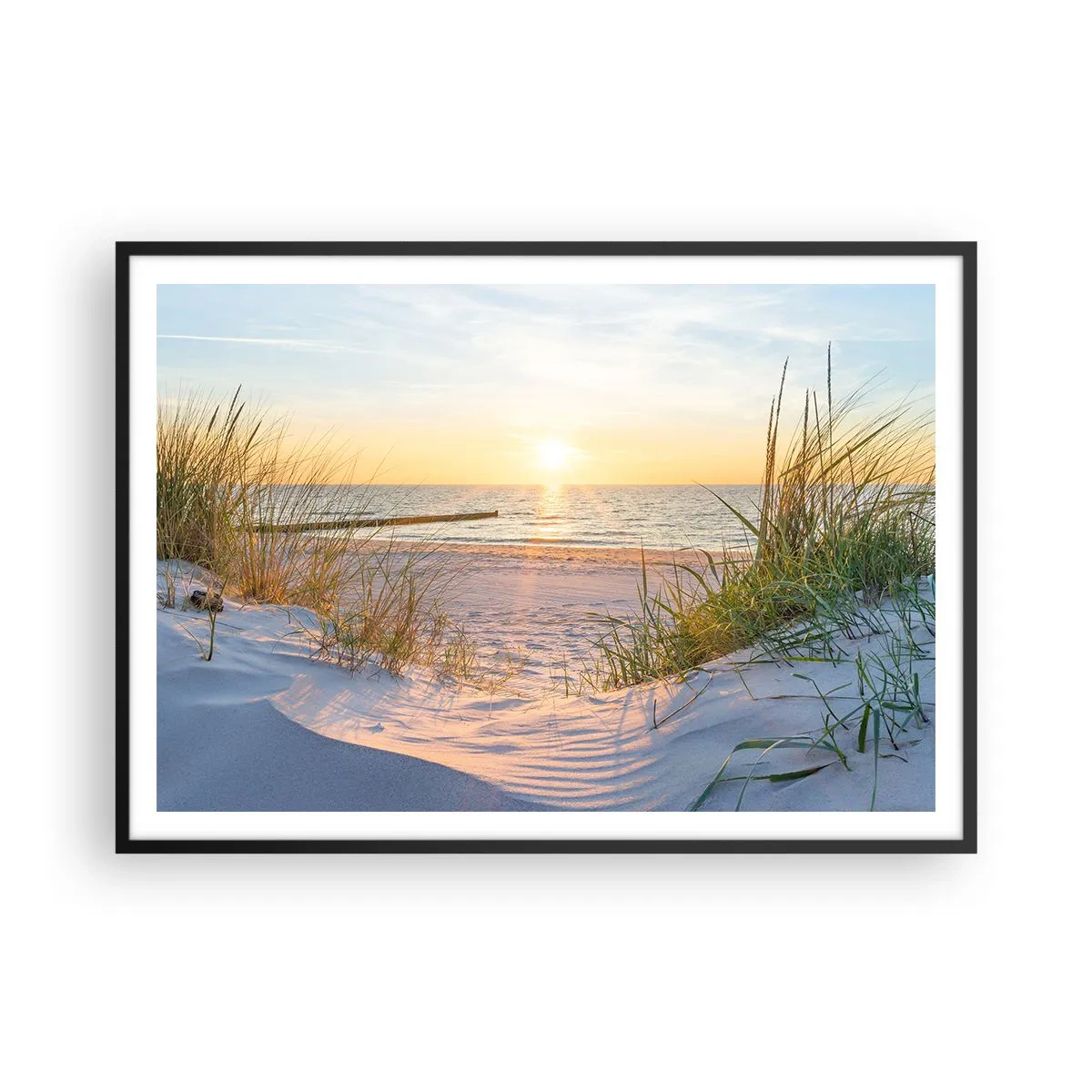 Poster in cornice nera - Una spiaggia sabbiosa con vista sul tramonto sul mare - 100x70cm - Rumore del mare, uccelli che cantano, spiaggia selvatica tra i cespugli... - Decorazione murale moderna per soggiorno e camera da letto ARTTOR