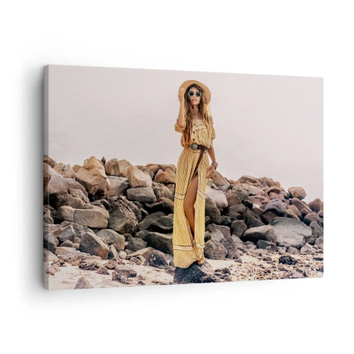 Quadro su tela - Stampe su Tela - Una donna in stile boho sullo sfondo di una spiaggia rocciosa - 70x50cm - La magia delle pietre - Decorazione murale moderna per soggiorno e camera da letto ARTTOR
