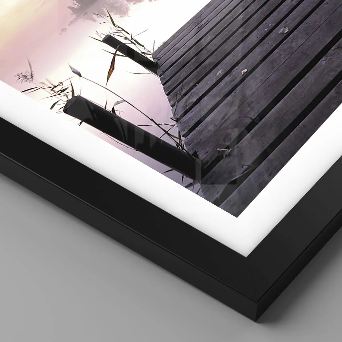 Poster in cornice nera Arttor 91x61 cm - Nebbia color lilla - Paesaggio,  Alba, Lago, Ponte Di Legno, Natura, Per il Salotto, Per la Camera da letto